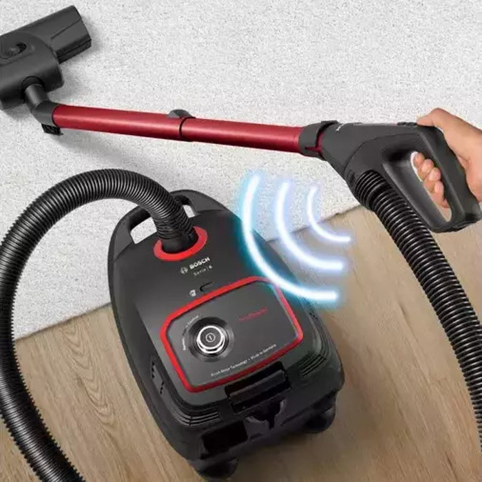 Skoupa Ilektriki Bosch Serie 6 ProPower BGL6POW1 Mavro